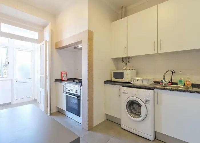 Guine 19 * Лісабон